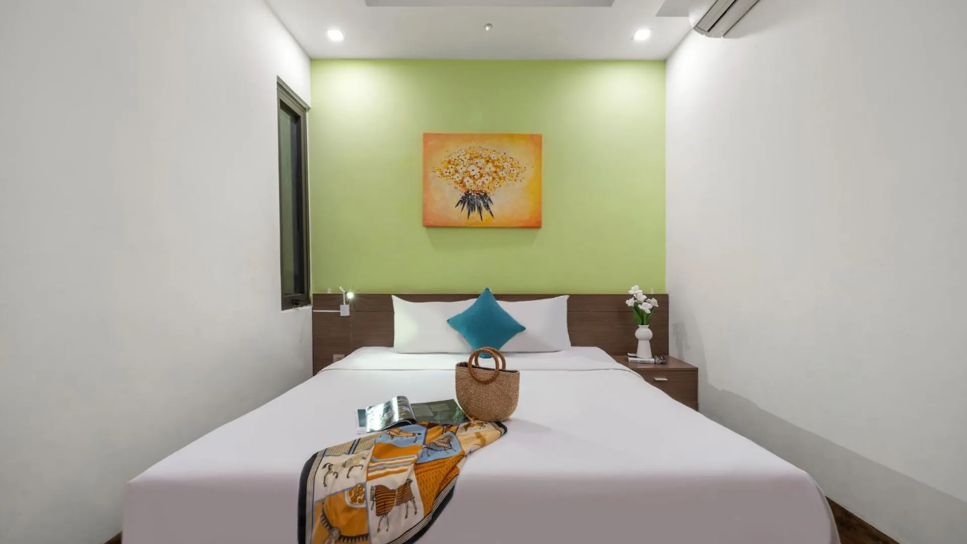 Beach Hotel By Raon - Stay 24H Da Nang 0*,  Vietnam